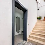 Διαμέρισμα Center 2 Bedroom Calm Modern Garden Floor Flat - Yeni Dunya Αλικαρνασσός