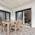 Διαμέρισμα Center 2 Bedroom Calm Modern Garden Floor Flat - Yeni Dunya Αλικαρνασσός
