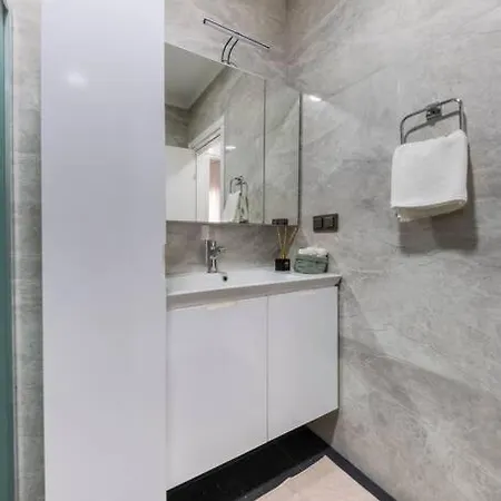 Center 2 Bedroom Calm Modern Garden Floor Flat - Yeni Duenya 아파트 Bodrum