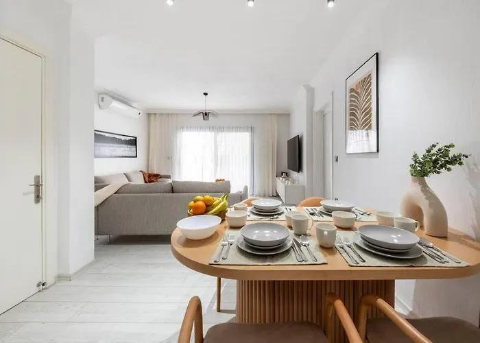 Апартаменты Center 2 Bedroom Calm Modern Garden Floor Flat - Yeni Duenya Бодрум