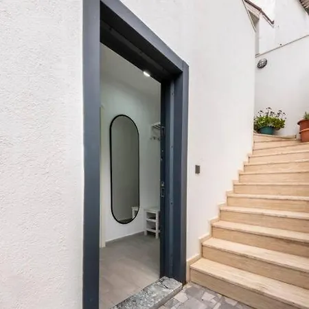 Lägenhet Center 2 Bedroom Calm Modern Garden Floor Flat - Yeni Dunya Bodrum