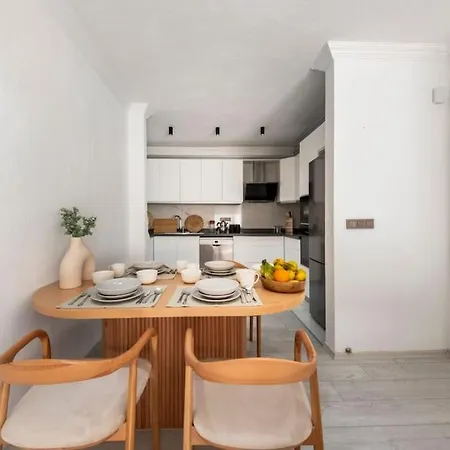 Center 2 Bedroom Calm Modern Garden Floor Flat - Yeni Dunya * Bodrum