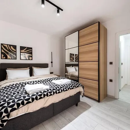 Center 2 Bedroom Calm Modern Garden Floor Flat - Yeni Dunya * Bodrum