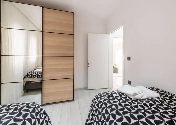 Apartmán Center 2 Bedroom Calm Modern Garden Floor Flat - Yeni Dunya