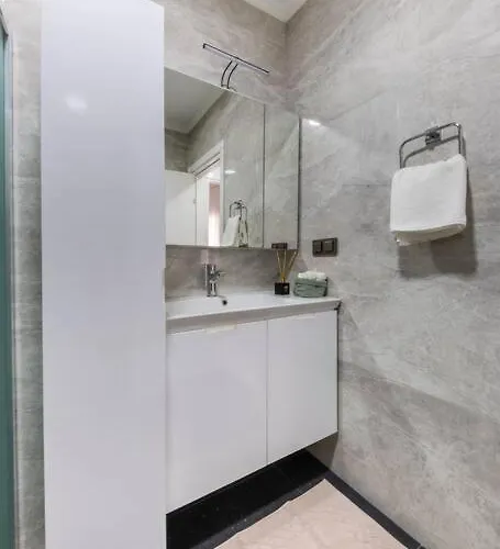 Center 2 Bedroom Calm Modern Garden Floor Flat - Yeni Duenya דירה בודרום